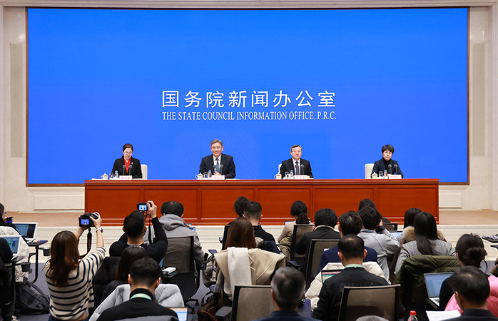 王文涛部长出席国新办发布会介绍“稳中求进、以进促稳，推动商务高质量发展取得新突破”有关情况