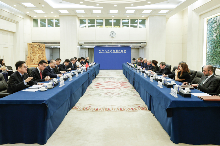 会见2.jpg