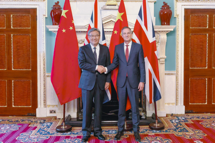 合影.jpg